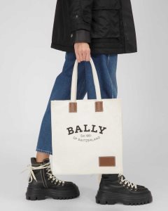 Bally Crystalia Fabric Tote Brown | IXVYW6341