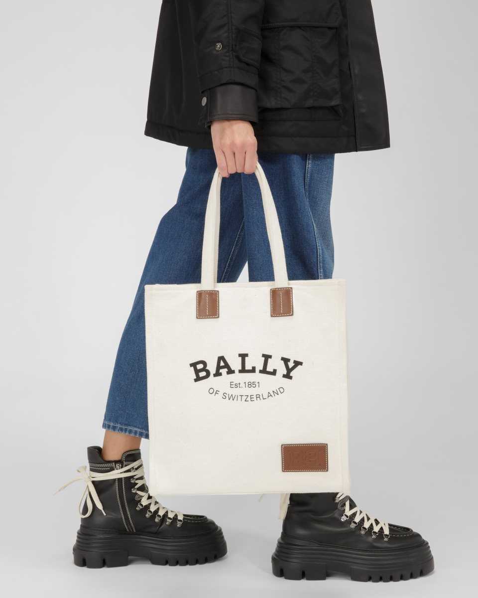 Bally Crystalia Fabric Tote Brown | IXVYW6341