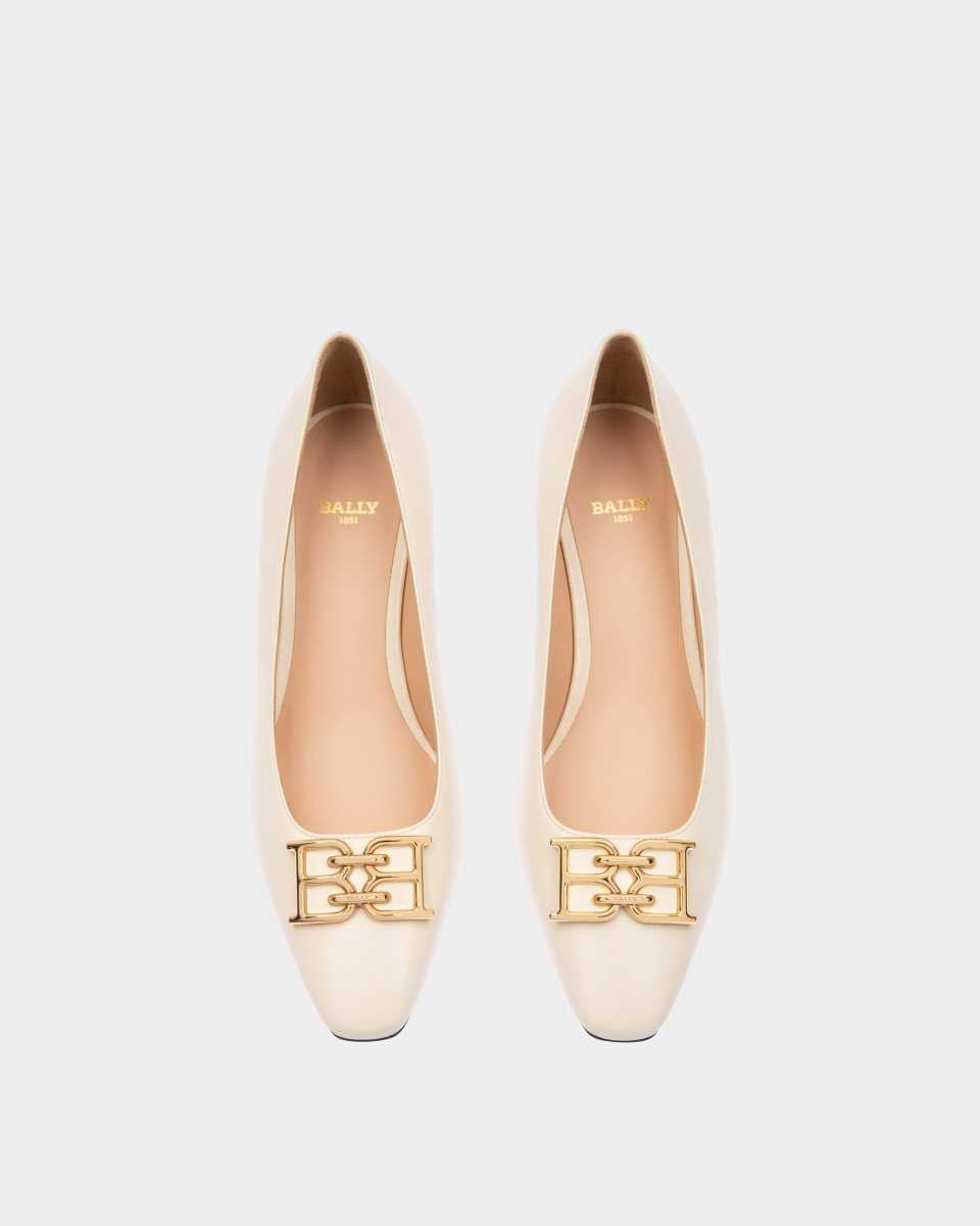 Bally Evanca Leather Pumps White | VASFW4532