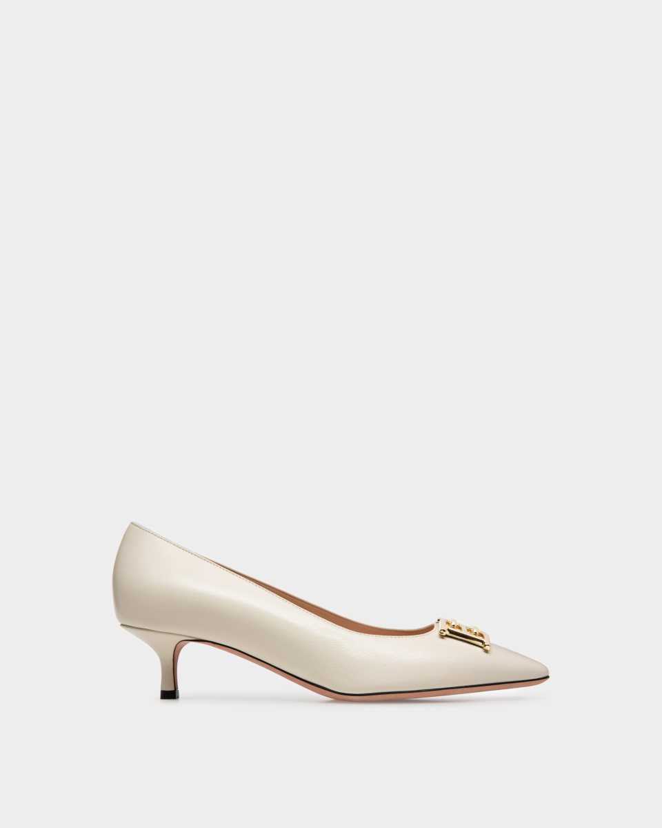 Bally Evanca Leather Pumps White | VASFW4532