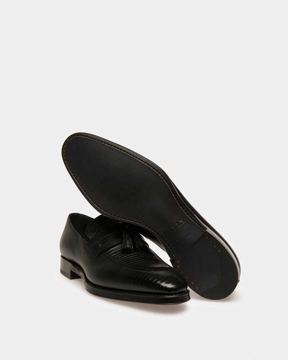 Bally Scuvier Leather Loafers Black | AIPMK4315